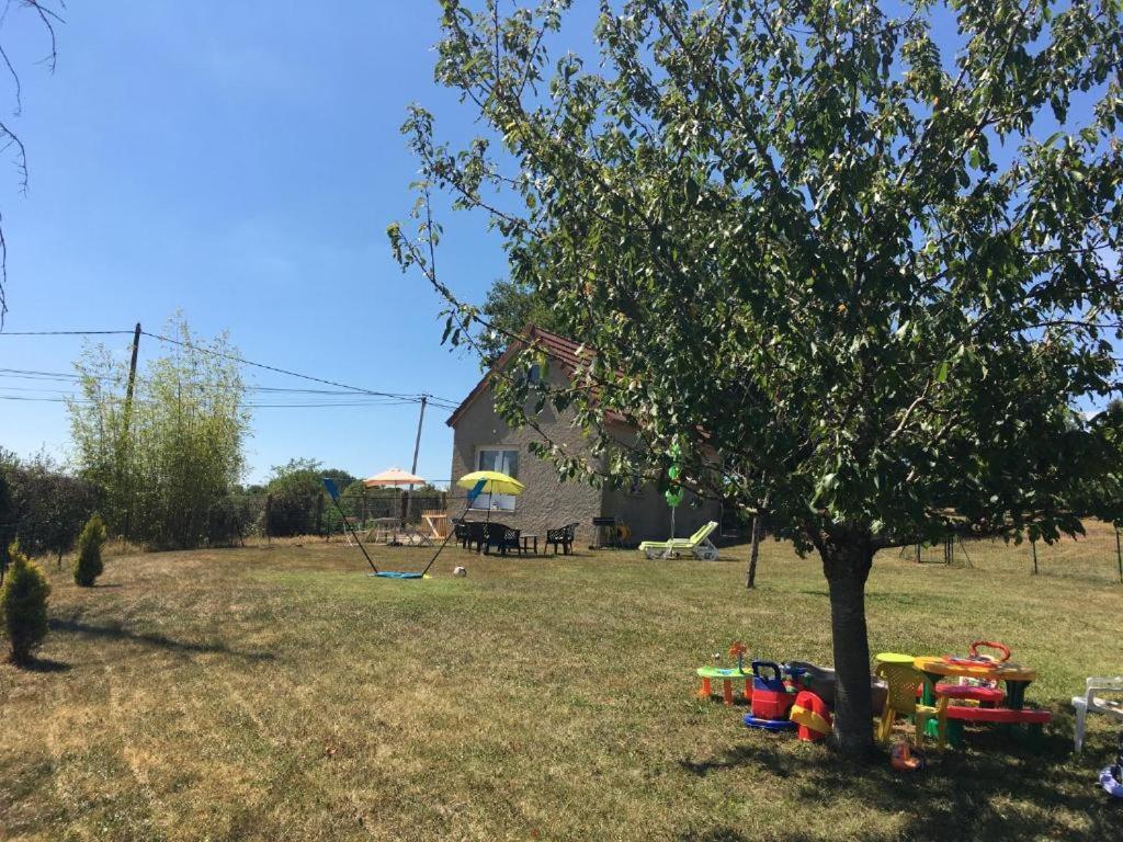 Gite Le Pal Basilique Cure Thermale Villa La Motte-Saint-Jean ภายนอก รูปภาพ